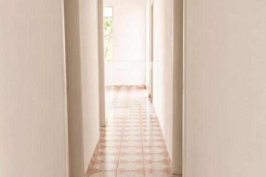Corredor de casa para alugar com 3 quartos, 18m² em Jardim do Rio Cotia, Cotia