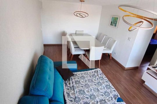 Sala de apartamento para alugar com 2 quartos, 72m² em Itaquera, São Paulo