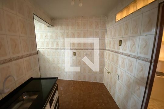 Cozinha de apartamento à venda com 1 quarto, 47m² em Vila Bonilha, São Paulo