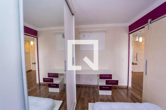 Quarto de apartamento à venda com 2 quartos, 52m² em Jardim Santa Teresinha, São Paulo