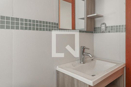 Banheiro da Suíte de casa à venda com 3 quartos, 140m² em Jardim Dona Leopoldina, Porto Alegre