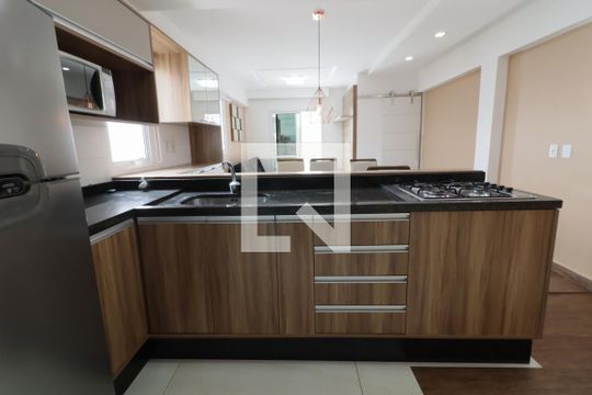Sala/Cozinha de apartamento para alugar com 2 quartos, 110m² em Centro, Osasco