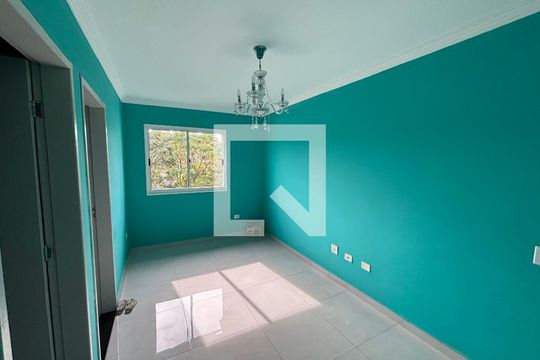 Apartamento para alugar com 2 quartos, 62m² em Jardim Fanganiello, Ferraz de Vasconcelos