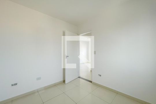 Quarto 1 de apartamento à venda com 2 quartos, 50m² em São Pedro, Osasco