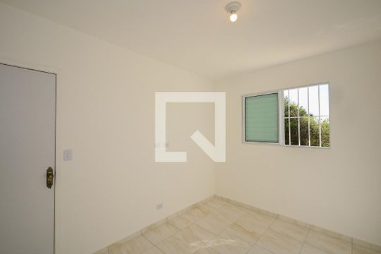 Quarto de casa para alugar com 1 quarto, 31m² em Vila Pirajussara, São Paulo