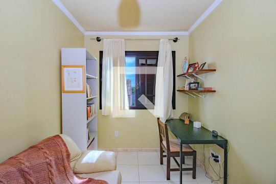 Quarto 1 de casa à venda com 3 quartos, 192m² em Morro Santana, Porto Alegre