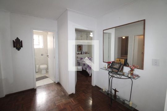 Corredor de casa à venda com 3 quartos, 210m² em Vila dos Andrades, São Paulo