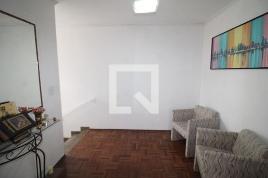 Corredor de casa à venda com 3 quartos, 210m² em Vila dos Andrades, São Paulo