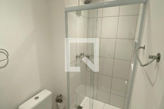 Banheiro de apartamento à venda com 1 quarto, 40m² em Vila Buarque, São Paulo