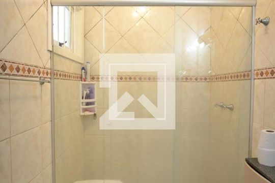 Casa à venda com 4 quartos, 400m² em Camaquã, Porto Alegre