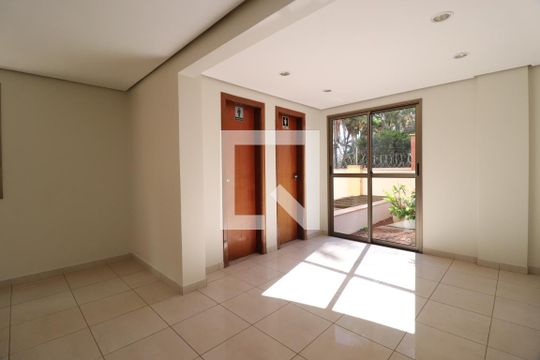 Apartamento para alugar com 4 quartos, 72m² em Santa Maria, Uberlândia
