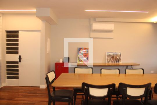Sala de apartamento à venda com 2 quartos, 140m² em Vila Mariana, São Paulo
