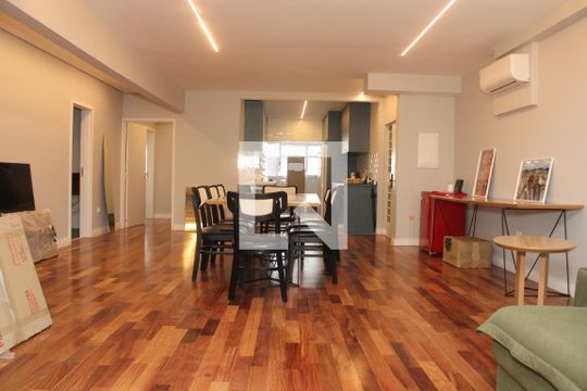 Sala de apartamento à venda com 2 quartos, 140m² em Vila Mariana, São Paulo