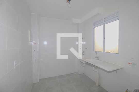 Cozinha/Area de serviço de apartamento para alugar com 2 quartos, 50m² em Cavalhada, Porto Alegre
