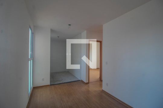 Sala de apartamento para alugar com 2 quartos, 40m² em Cavalhada, Porto Alegre