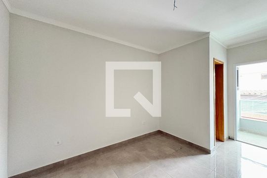 Suíte 1 de casa à venda com 2 quartos, 135m² em Vila Palmeiras, São Paulo