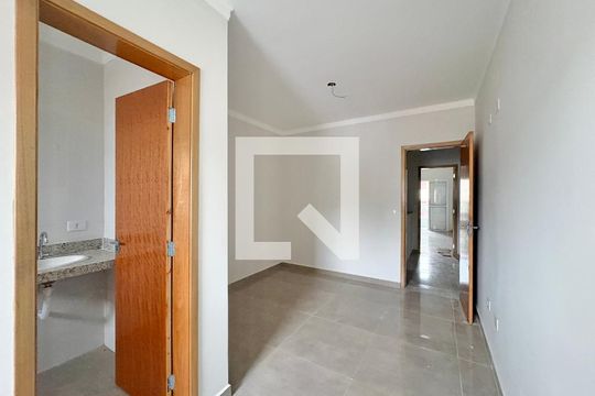 Suíte 1 de casa à venda com 2 quartos, 135m² em Vila Pereira Cerca, São Paulo