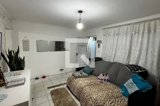 Sala de casa para alugar com 2 quartos, 70m² em Vila Homero Thon, Santo André