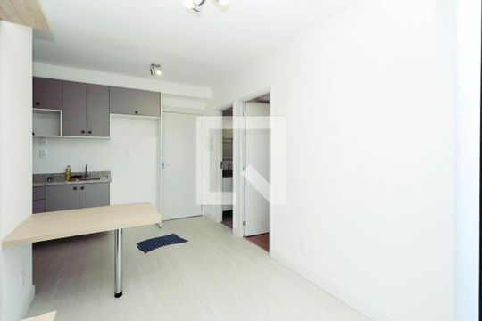 Sala e Cozinha de apartamento para alugar com 2 quartos, 40m² em Vila Mariana, São Paulo