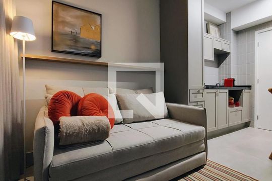 Sala de kitnet/studio para alugar com 1 quarto, 28m² em Vila Madalena, São Paulo