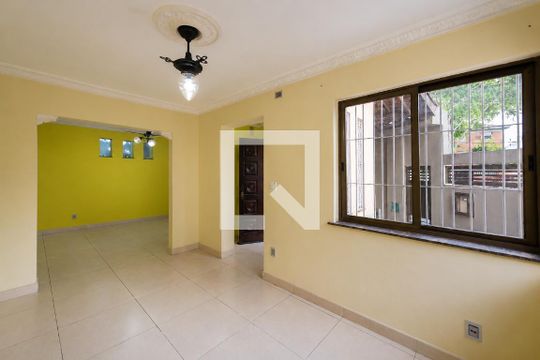 Sala de casa para alugar com 3 quartos, 221m² em Macuco, Santos