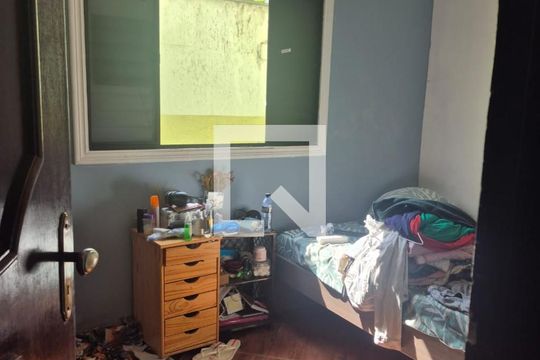 Quarto de casa à venda com 4 quartos, 270m² em Vila Esperança, São Paulo