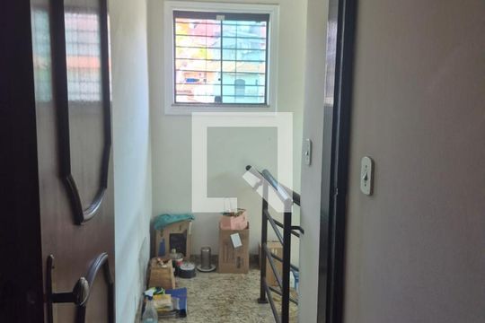 Corredor de casa à venda com 4 quartos, 270m² em Vila Esperança, São Paulo