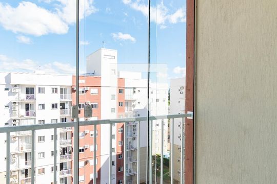 Apartamento à venda com 2 quartos, 55m² em Fátima, Canoas