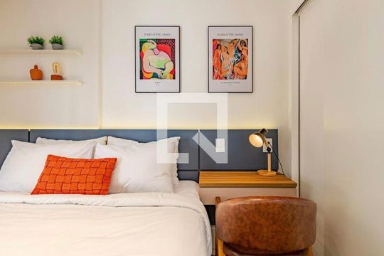 Sala/Quarto de kitnet/studio à venda com 1 quarto, 21m² em Paraíso, São Paulo