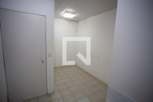 Casa à venda com 6 quartos, 600m² em São Lourenço, Curitiba