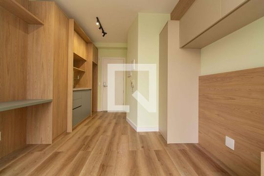 Kitnet/Studio para alugar com 0 quarto, 23m² em Sé, São Paulo