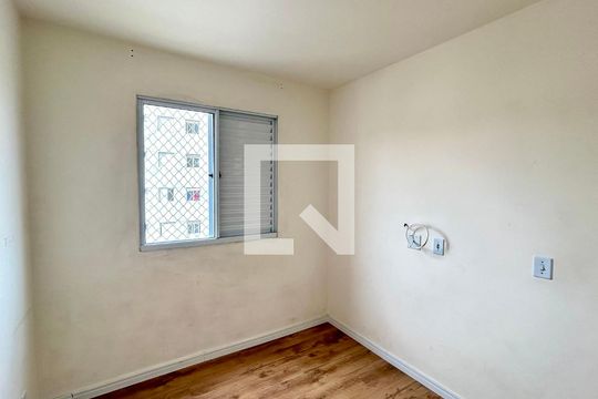 Quarto 1 de apartamento à venda com 2 quartos, 48m² em Jardim Vila Galvao, Guarulhos