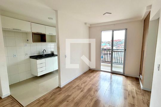 Sala de apartamento à venda com 2 quartos, 48m² em Jardim Vila Galvao, Guarulhos