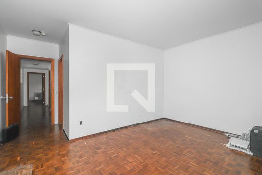Quarto Suíte de casa para alugar com 3 quartos, 232m² em Chácara das Pedras, Porto Alegre