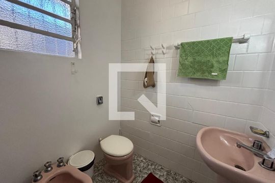 Banheiro da Suíte de casa para alugar com 2 quartos, 400m² em Jardim Mauá, Novo Hamburgo