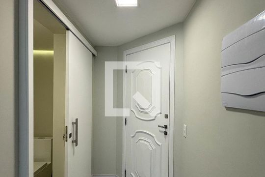 Entrada  de apartamento à venda com 4 quartos, 135m² em Rudge Ramos, São Bernardo do Campo