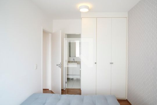 Suíte de apartamento à venda com 2 quartos, 68m² em Centro, São Caetano do Sul