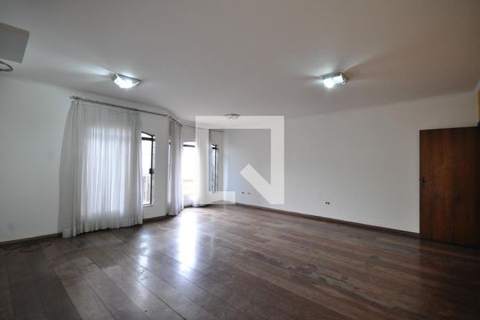 Sala de casa à venda com 4 quartos, 327m² em Vila Guilherme, São Paulo