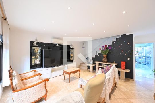 Sala de casa à venda com 3 quartos, 120m² em Bosque da Saúde, São Paulo