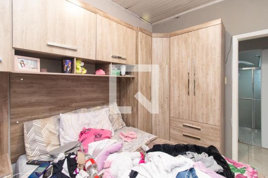 Quarto 2 de casa à venda com 2 quartos, 105m² em Cavalhada, Porto Alegre