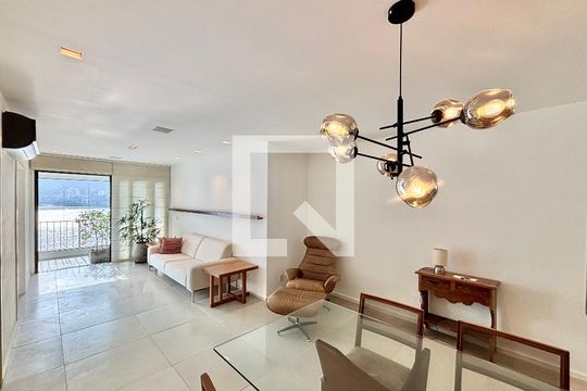 Sala de apartamento à venda com 2 quartos, 100m² em Ipanema, Rio de Janeiro