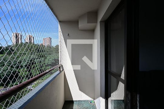 Varanda de apartamento à venda com 3 quartos, 62m² em Jardim Ampliacao, São Paulo