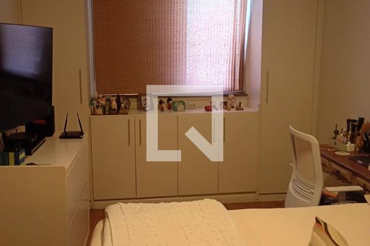 Quarto de apartamento à venda com 2 quartos, 84m² em Parque São Jorge, São Paulo