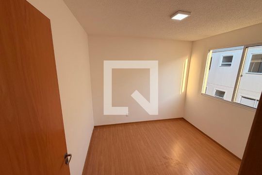 Quarto 1 de apartamento para alugar com 2 quartos, 40m² em Cecília, Viamão