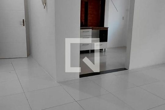 Sala de apartamento para alugar com 1 quarto, 48m² em Vila Jardim, Porto Alegre