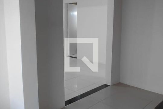 Sala de apartamento para alugar com 1 quarto, 48m² em Vila Jardim, Porto Alegre