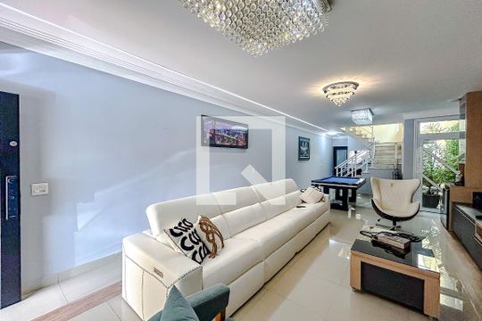 Sala de casa à venda com 4 quartos, 213m² em Penha de França, São Paulo