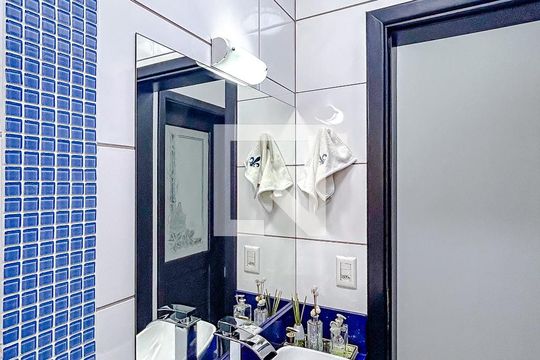 Lavabo de casa à venda com 4 quartos, 213m² em Penha de França, São Paulo
