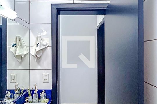 Lavabo de casa à venda com 4 quartos, 213m² em Penha de França, São Paulo