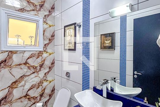 Lavabo de casa à venda com 4 quartos, 213m² em Penha de França, São Paulo
